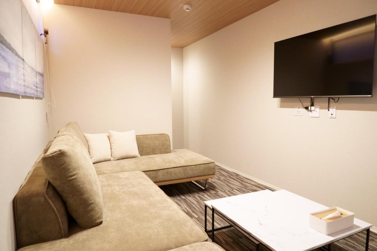 Apartemen Koti Sopo Universal Bay 4 By Liaison *